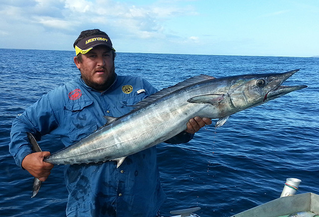 ANGLER: Paul Emms SPECIES: Wahoo  WEIGHT: 14.7 Kg LURE: JB Lures, Lumo Little Dingo