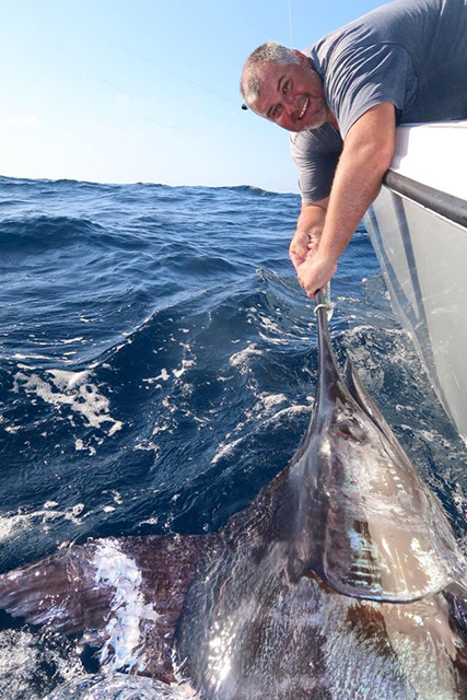 SKIPPER: Chris Cleaver SPECIES: Blue Marlin WEIGHT: Est. 270kg LURE: 12.5" JB Chook.